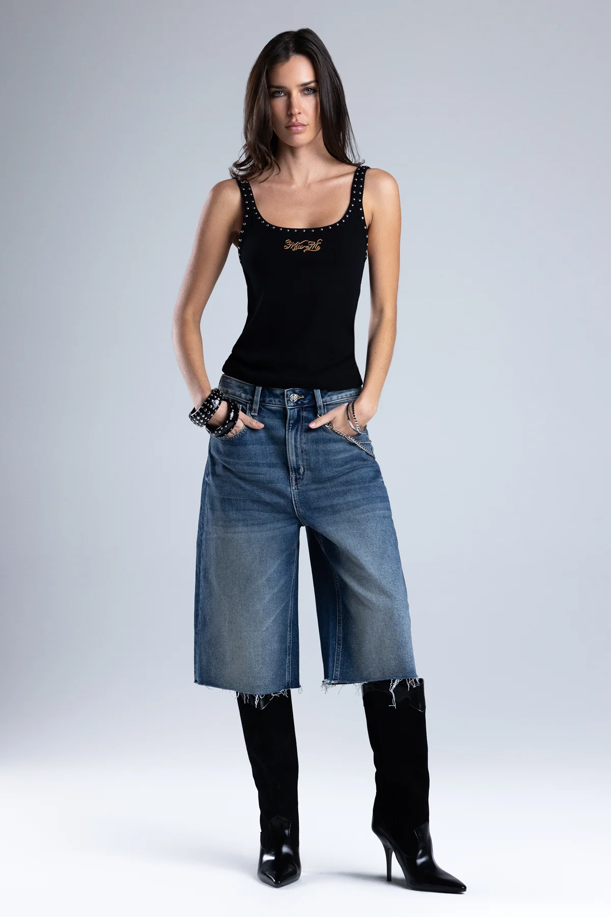 Brynn Baggy Jorts - Image 9
